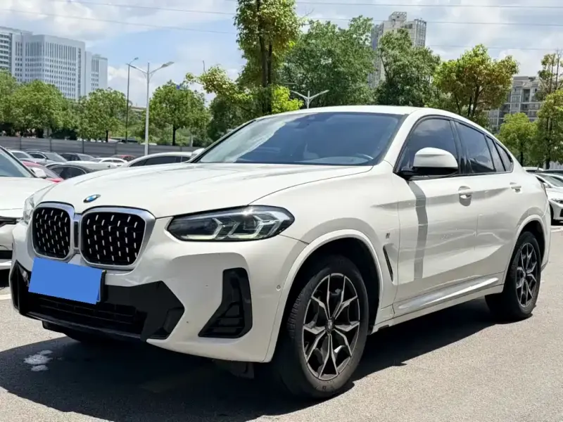 BMW X4, 2022