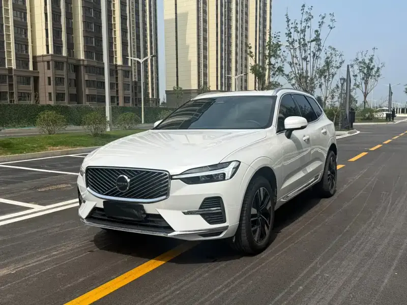 Volvo XC60, 2025