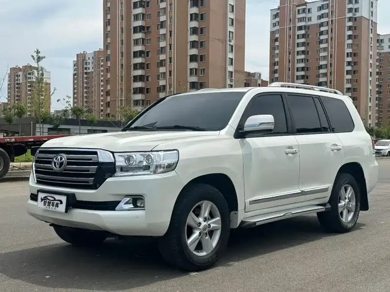 Toyota Land Cruiser, 2014