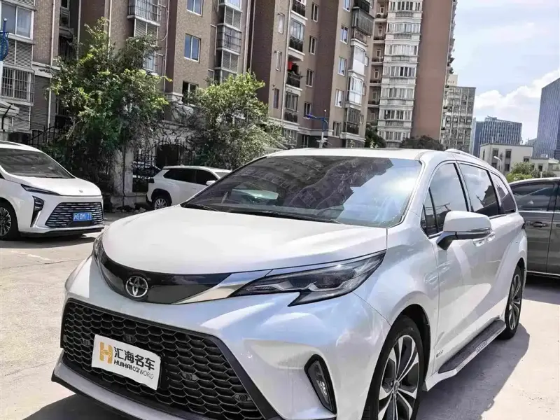 Toyota Granvia, 2025