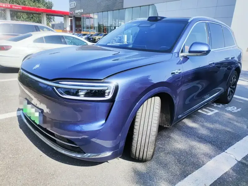 AITO M7, 2025