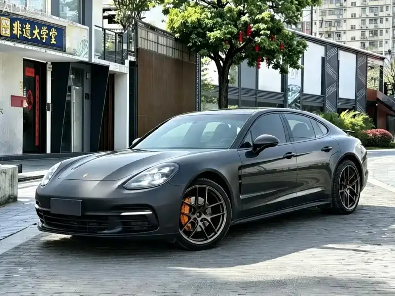 Porsche Panamera, 2018