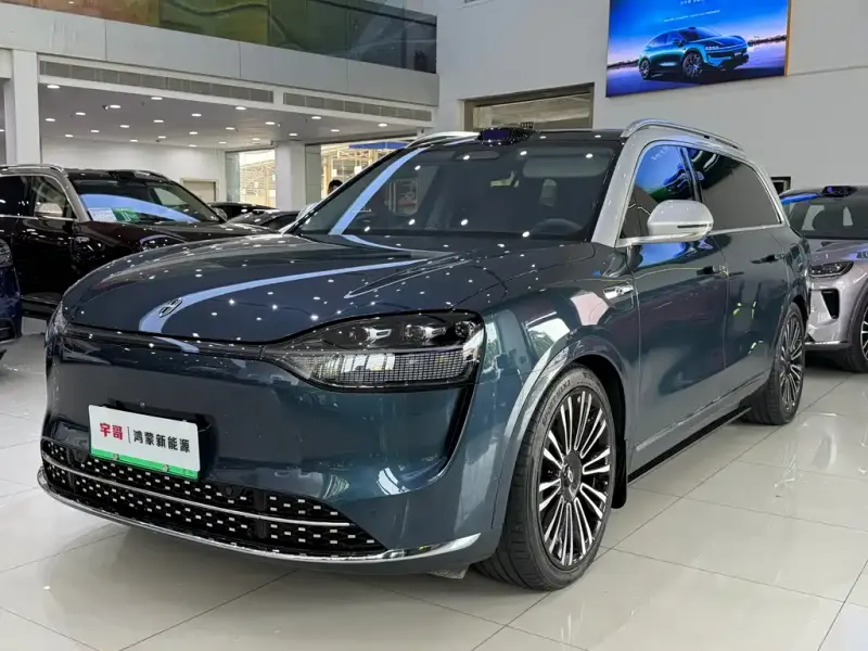 AITO M9, 2025