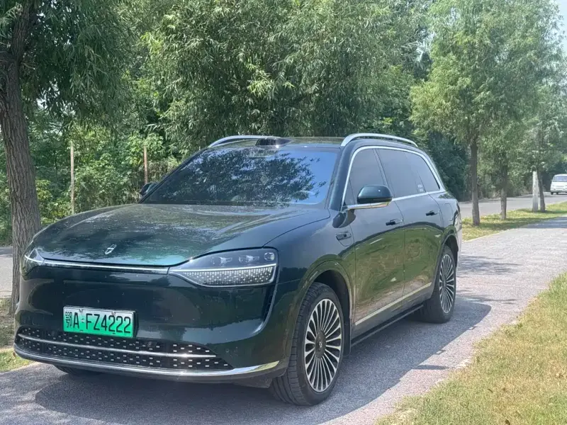 AITO M9, 2025