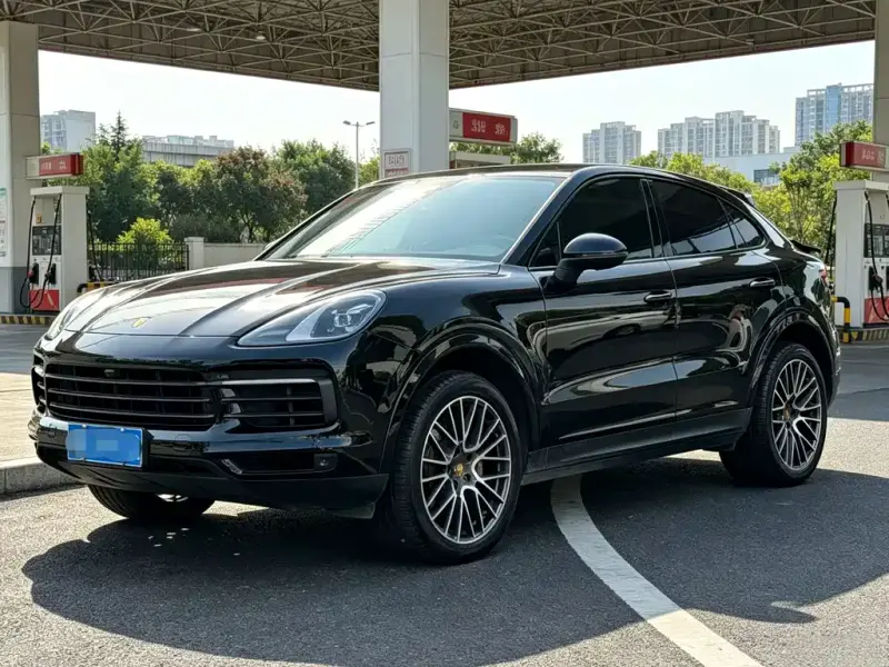 Porsche Cayenne, 2022