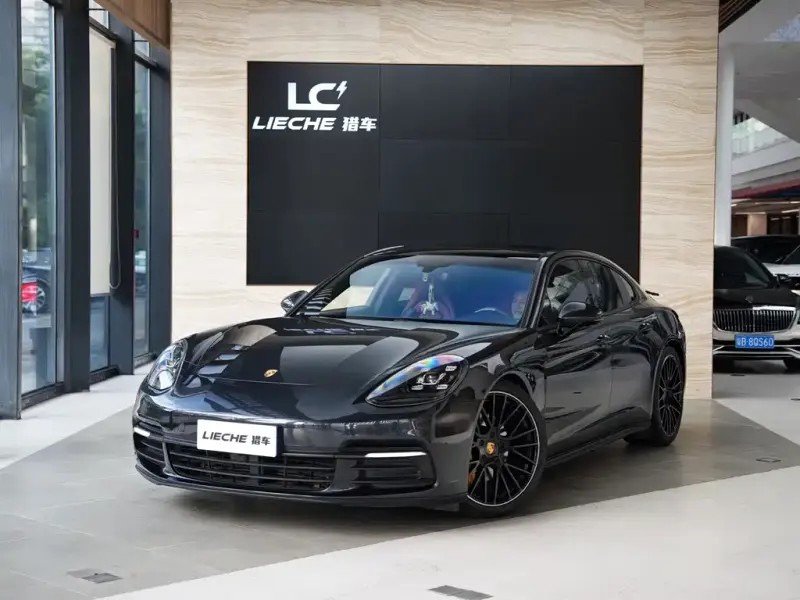 Porsche Panamera, 2017