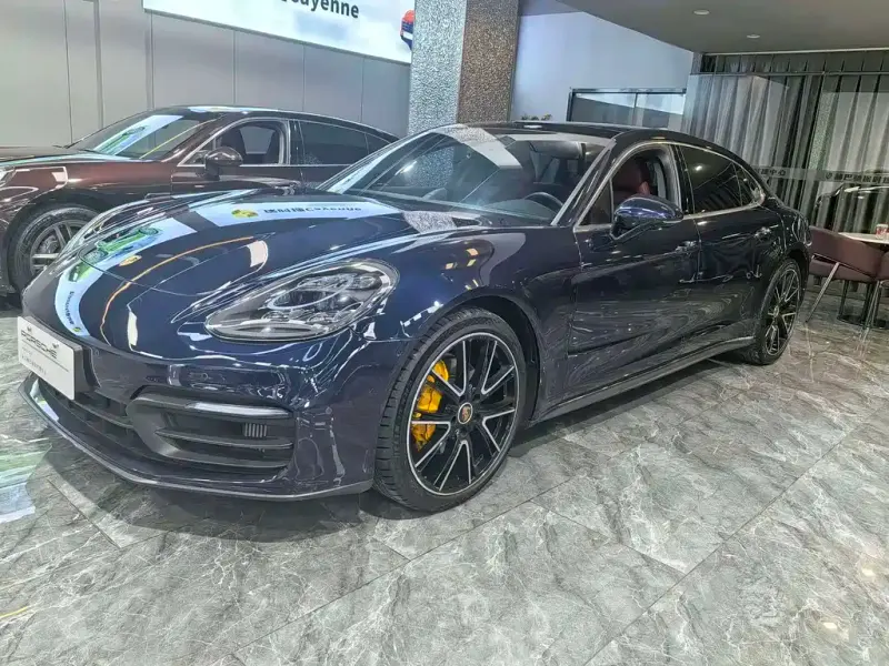 Porsche Panamera, 2021