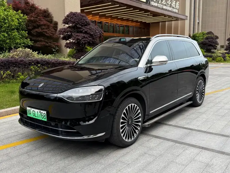AITO M9, 2025