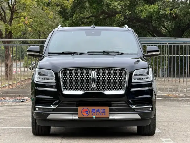 Lincoln Navigator, 2022