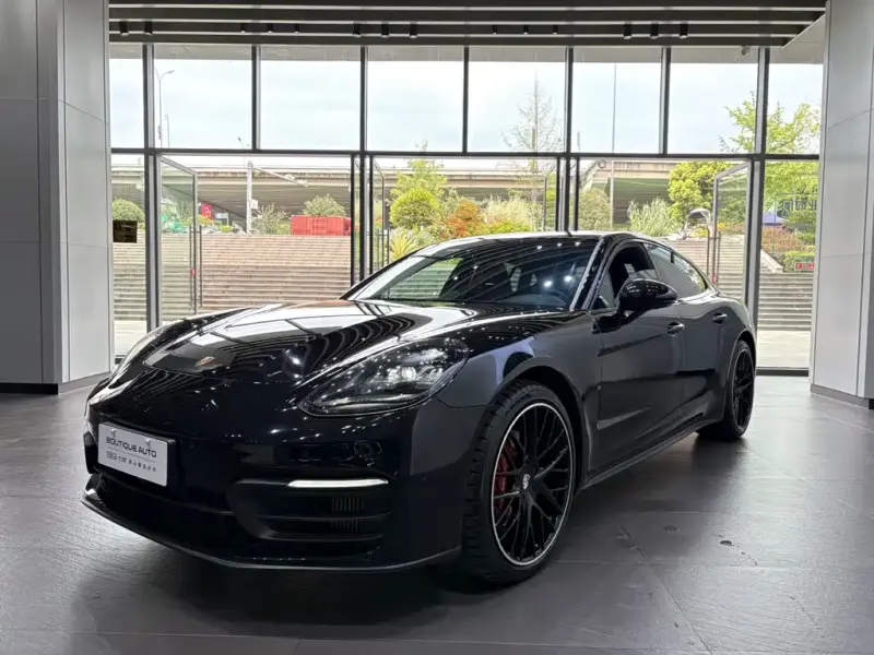 Porsche Panamera, 2021