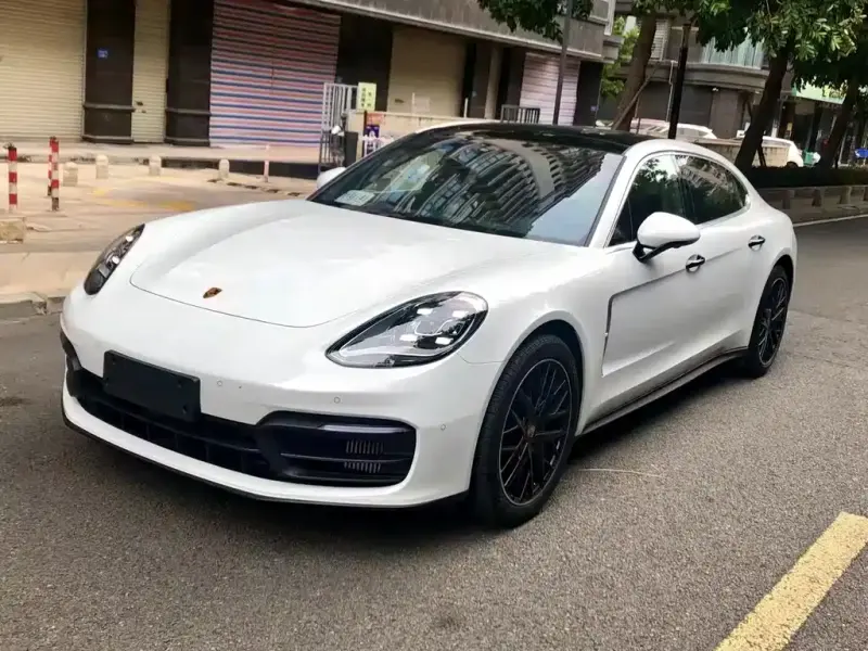 Porsche Panamera, 2021