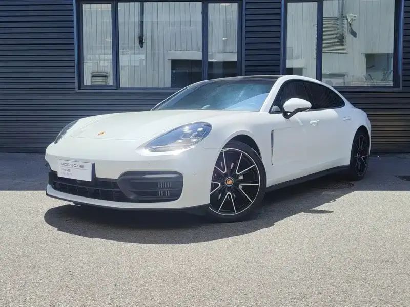 Porsche Panamera, 2023