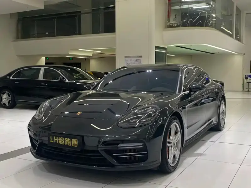 Porsche Panamera, 2017