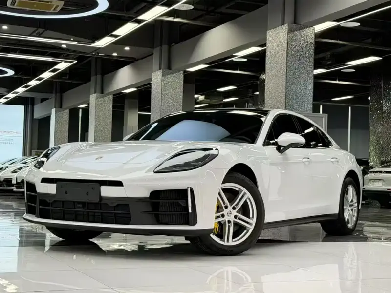 Porsche Panamera, 2025