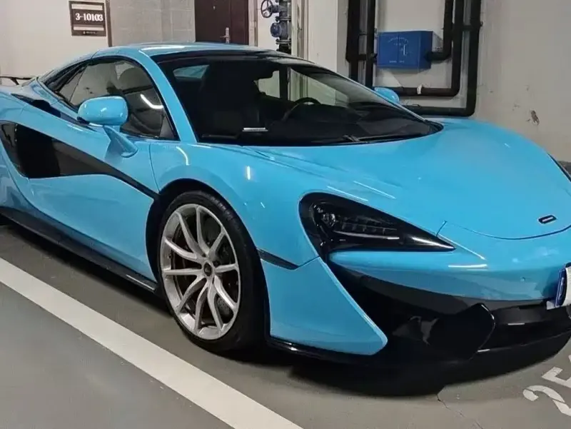 McLaren 570, 2018