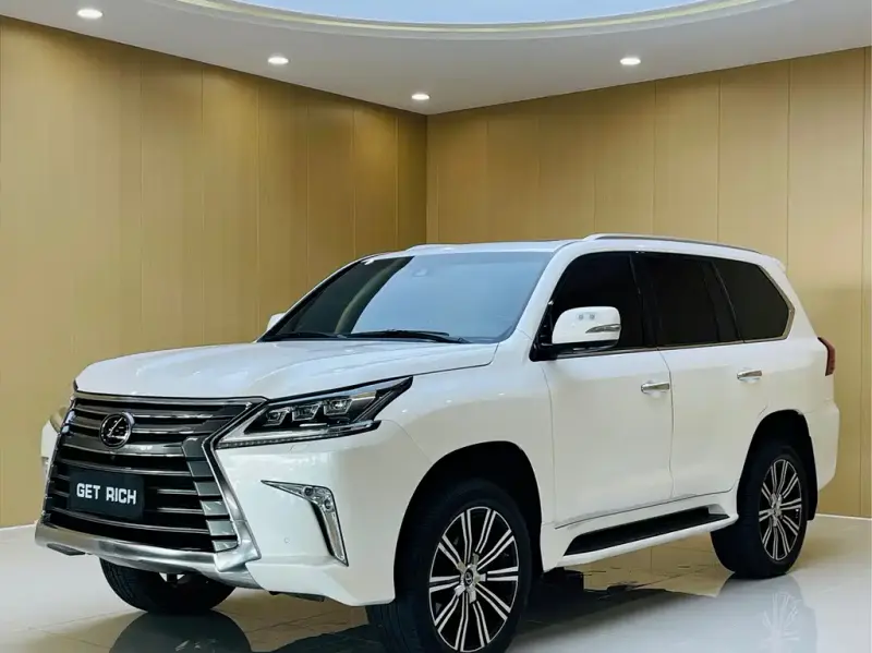 Lexus LX, 2020