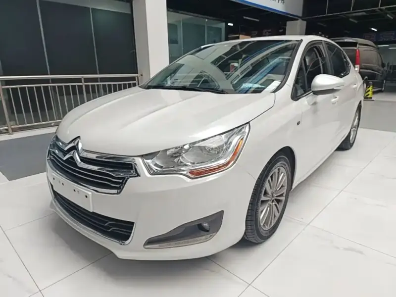 Citroen C4L, 2015