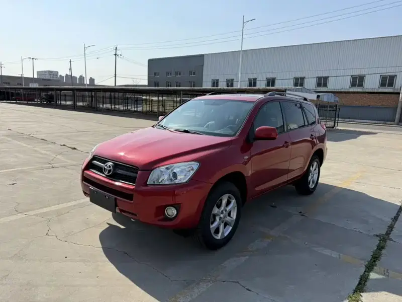 Toyota RAV4, 2010