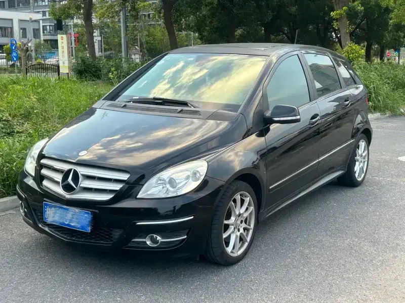 Mercedes-Benz B-Class, 2011