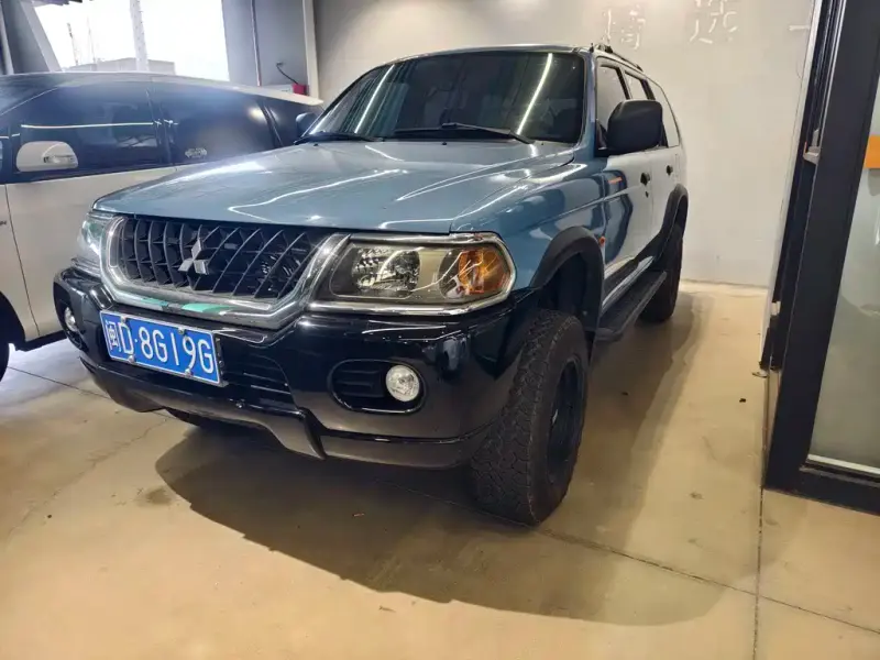 Mitsubishi Pajero Speed, 2004