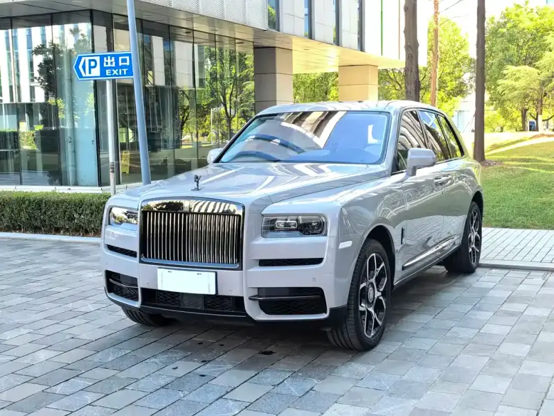 Rolls-Royce Cullinan, 2022