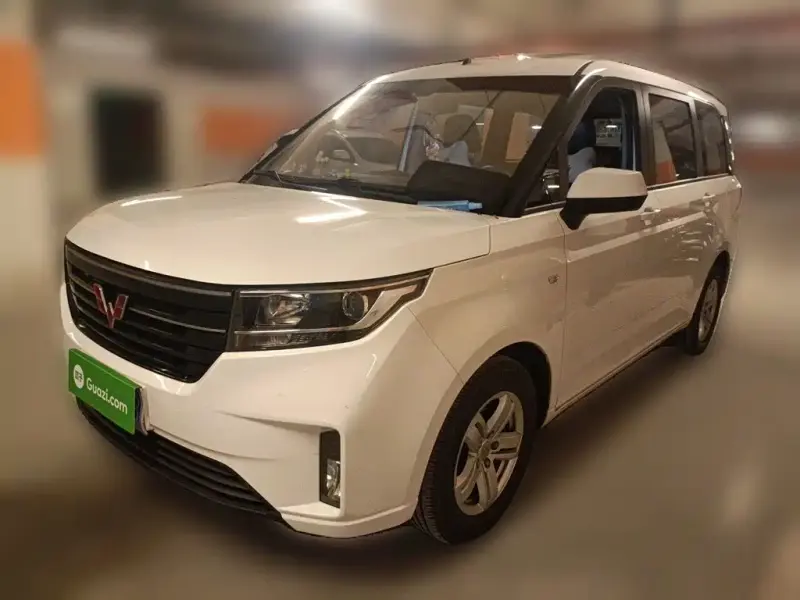 Wuling Hongguang PLUS, 2020