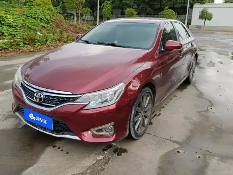 Toyota Reiz, 2015