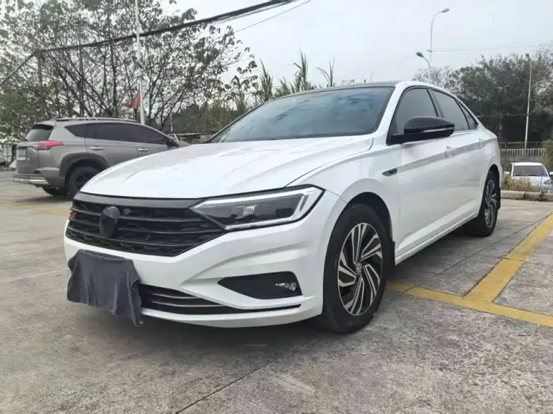 Volkswagen Sagitar, 2020