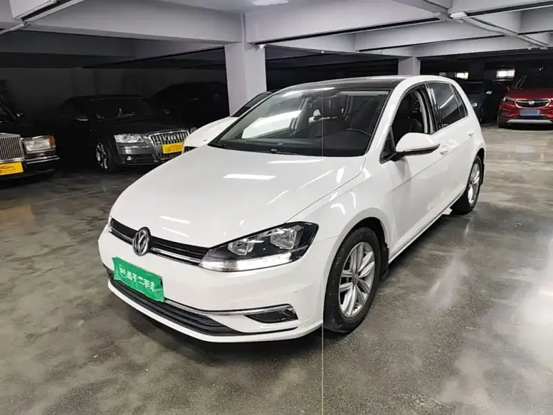 Volkswagen Golf, 2020