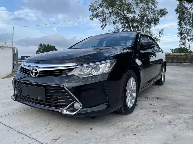 Toyota Camry, 2016