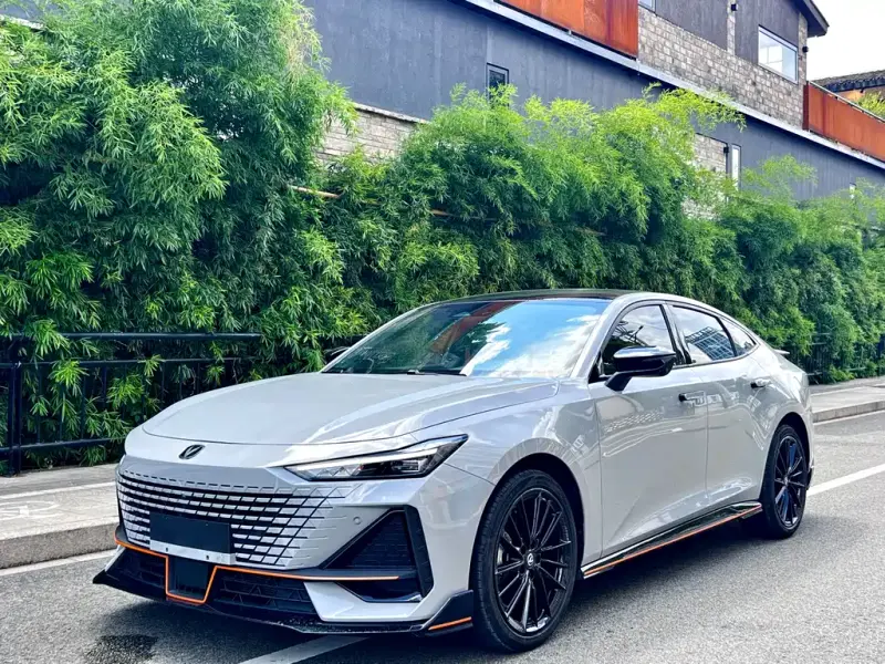 Changan UNI-V, 2024