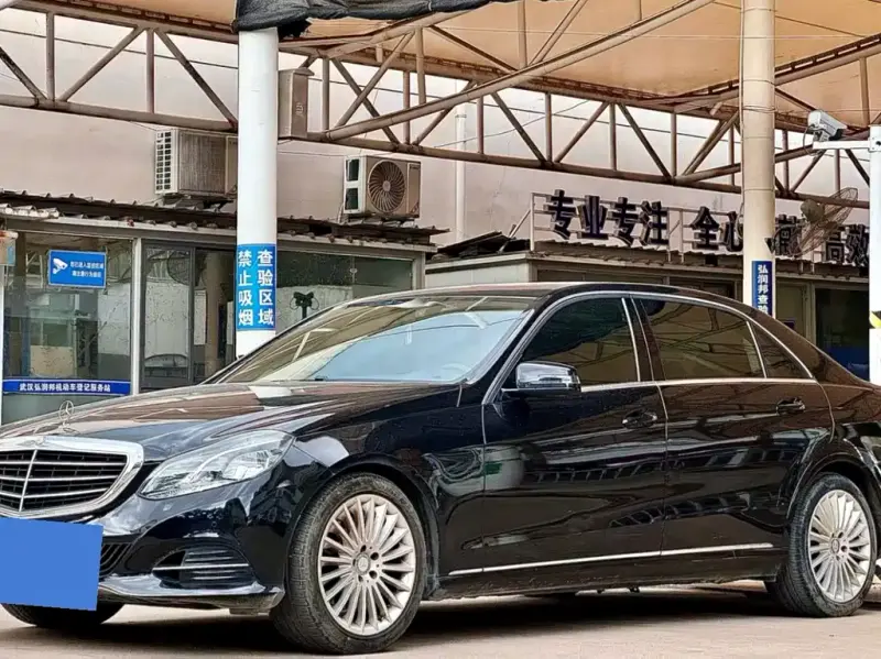 Mercedes-Benz E-Class, 2015
