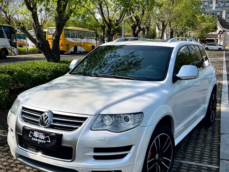 Volkswagen Touareg, 2010