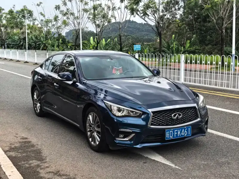 Infiniti Q50L, 2018