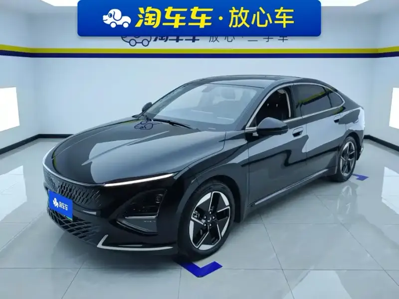 Wuling Xingguang, 2023