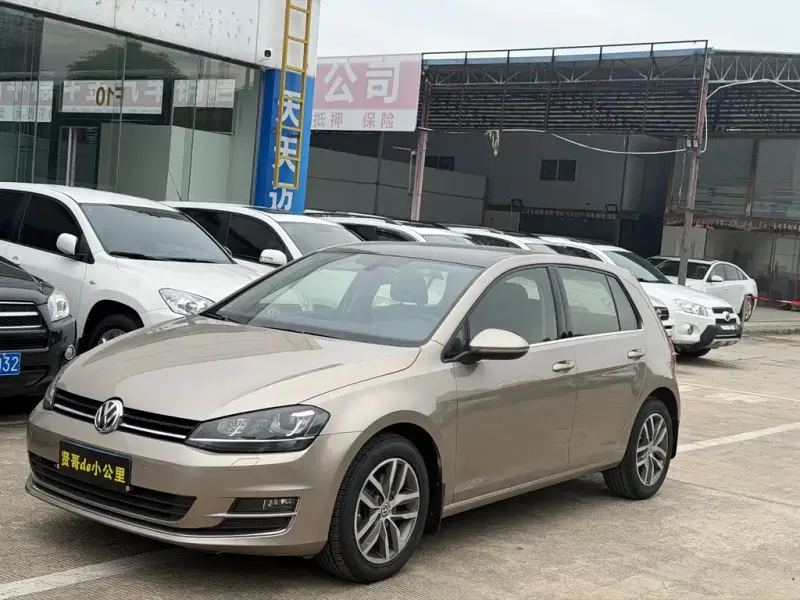 Volkswagen Golf, 2014