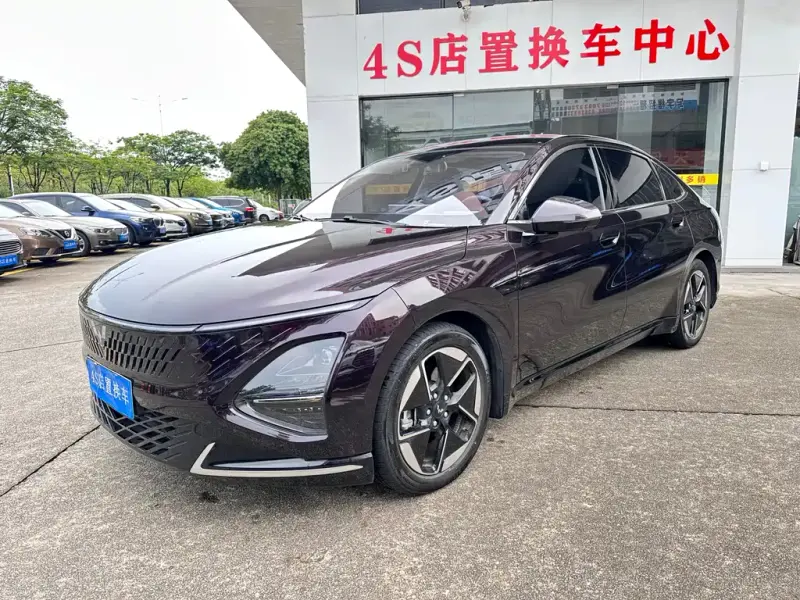 Wuling Xingguang, 2024