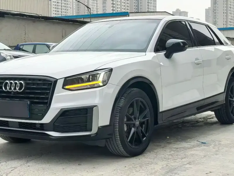 Audi Q2L, 2020