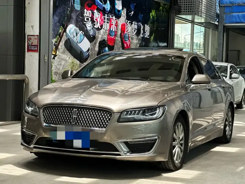 Lincoln MKZ, 2020