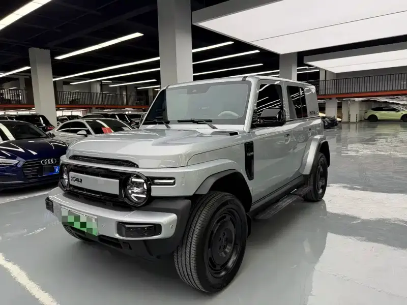 iCAR V23, 2025