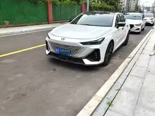 Changan UNI-V, 2023