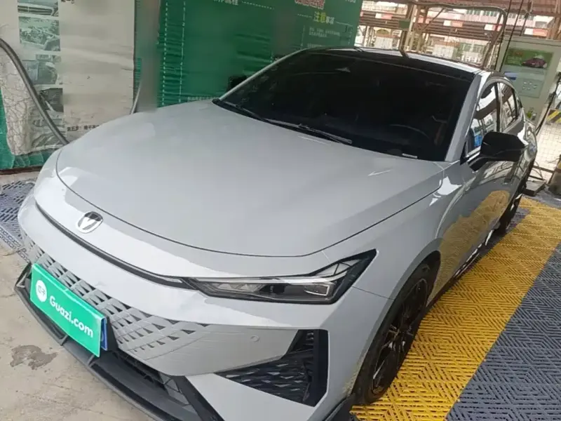 Changan UNI-V, 2025