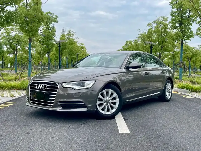 Audi A6L, 2015