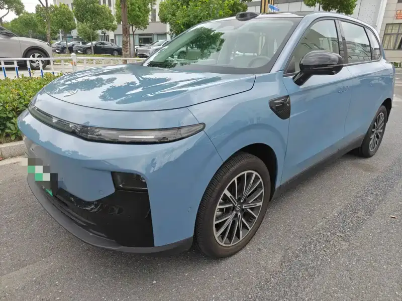 Leapmotor B10, 2025