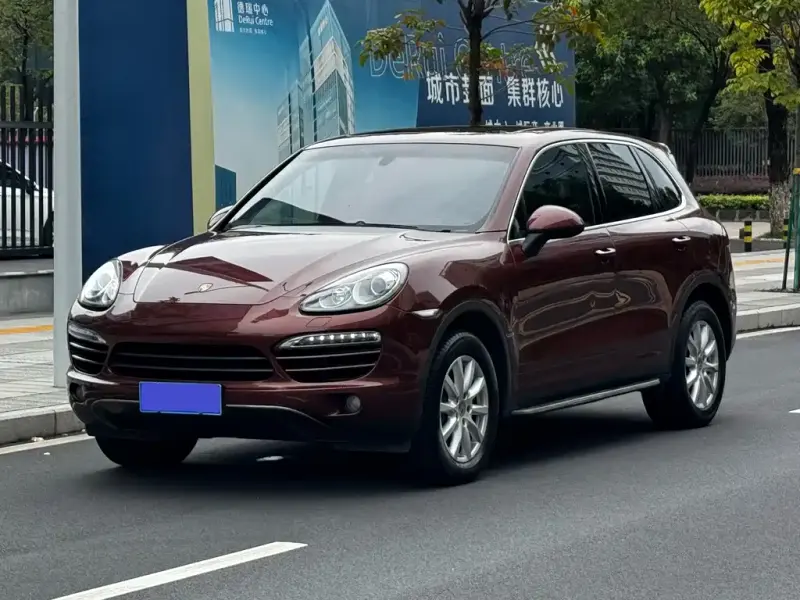Porsche Cayenne, 2013