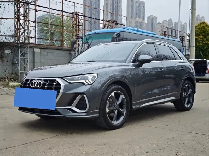 Audi Q3, 2021