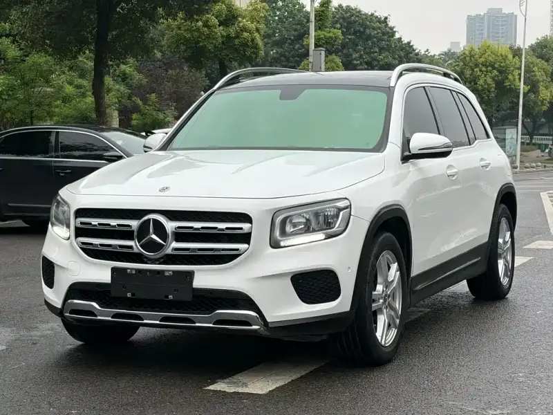 Mercedes-Benz GLB, 2020