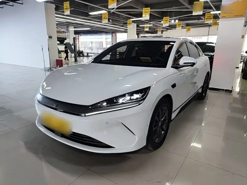 BYD Qin L, 2025