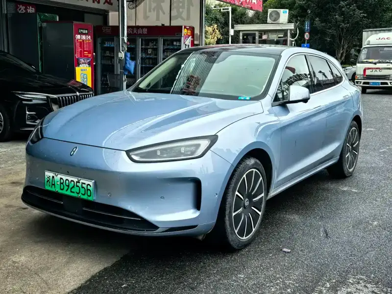 AITO M5, 2022