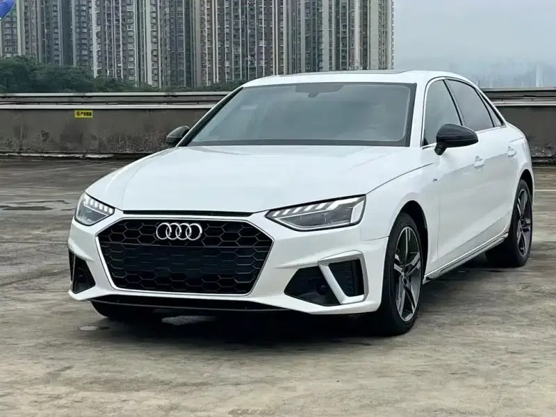Audi A4L, 2021